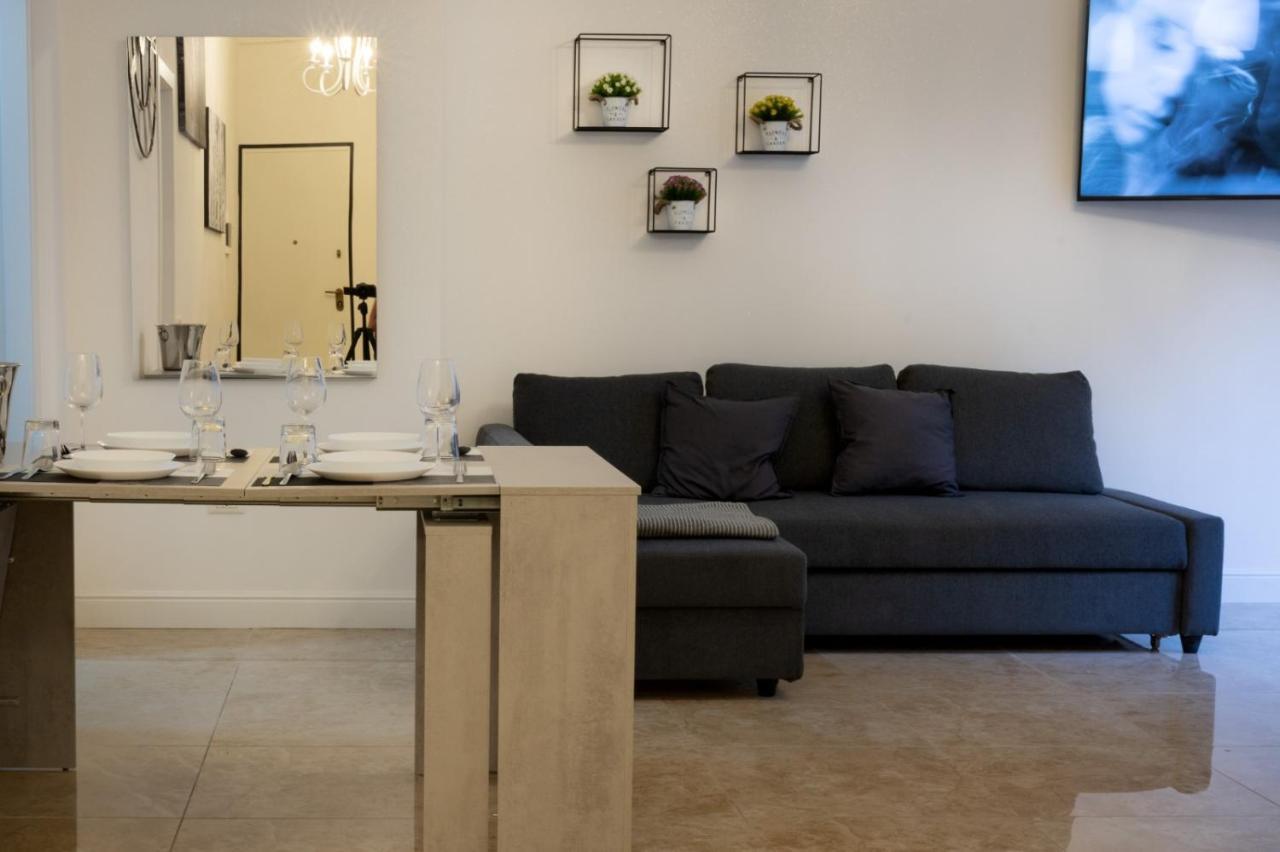 San Babila - Luxury Milanese Apartment Kültér fotó