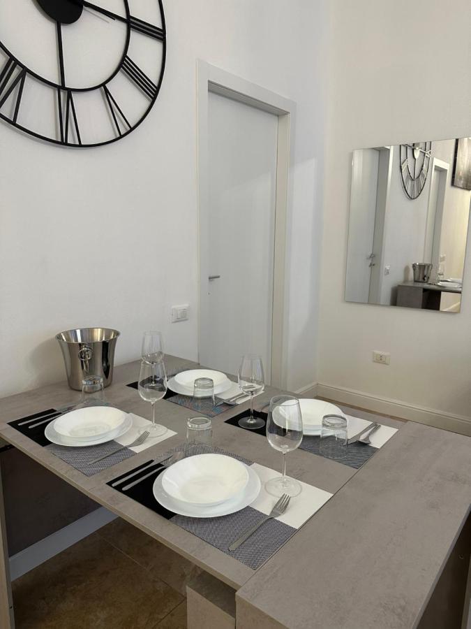 San Babila - Luxury Milanese Apartment Kültér fotó