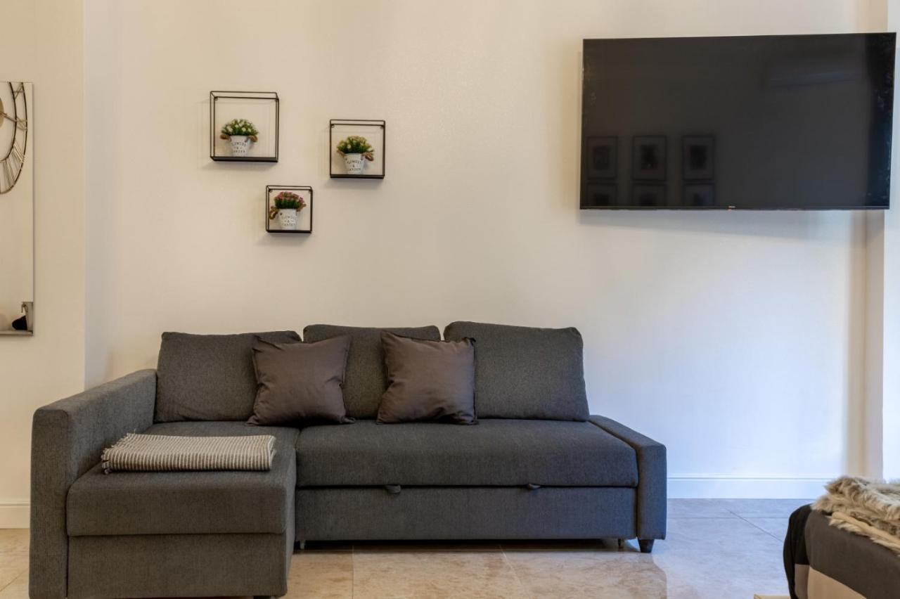 San Babila - Luxury Milanese Apartment Kültér fotó