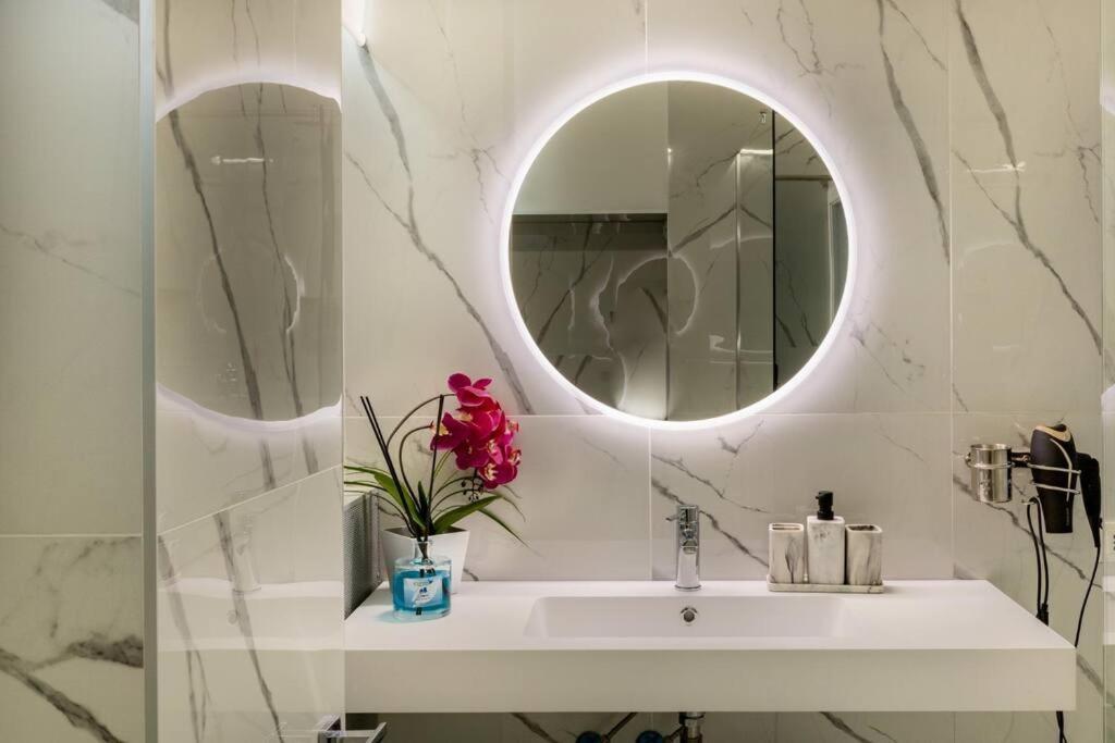 San Babila - Luxury Milanese Apartment Kültér fotó