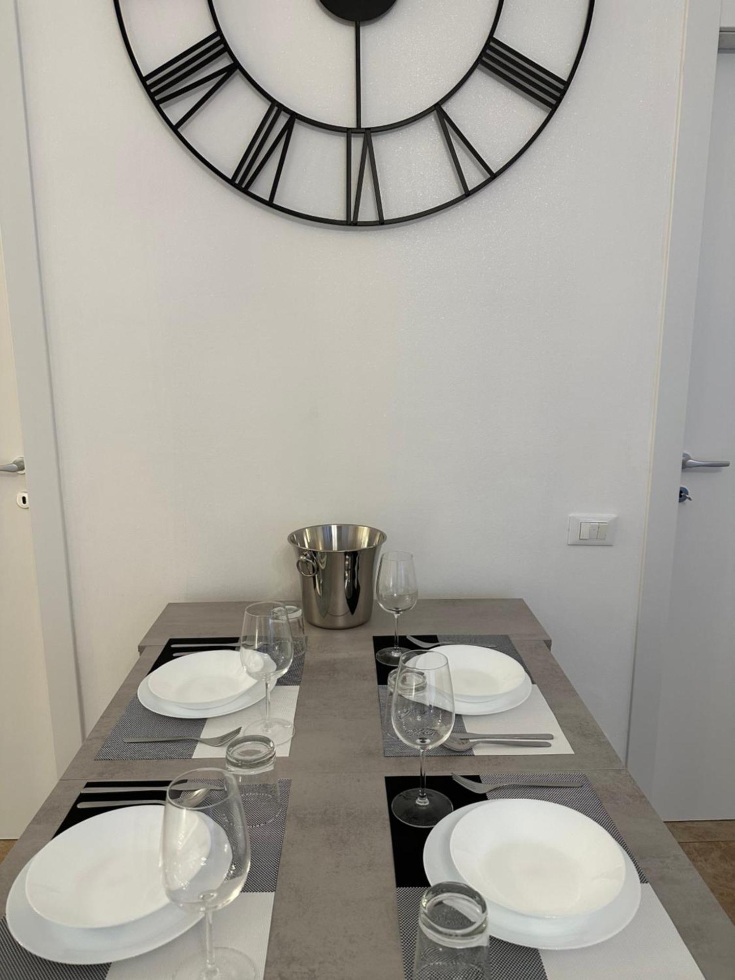 San Babila - Luxury Milanese Apartment Kültér fotó